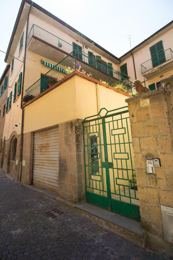 Delizioso Appartamento Da Paola Orvieto Bagian luar foto