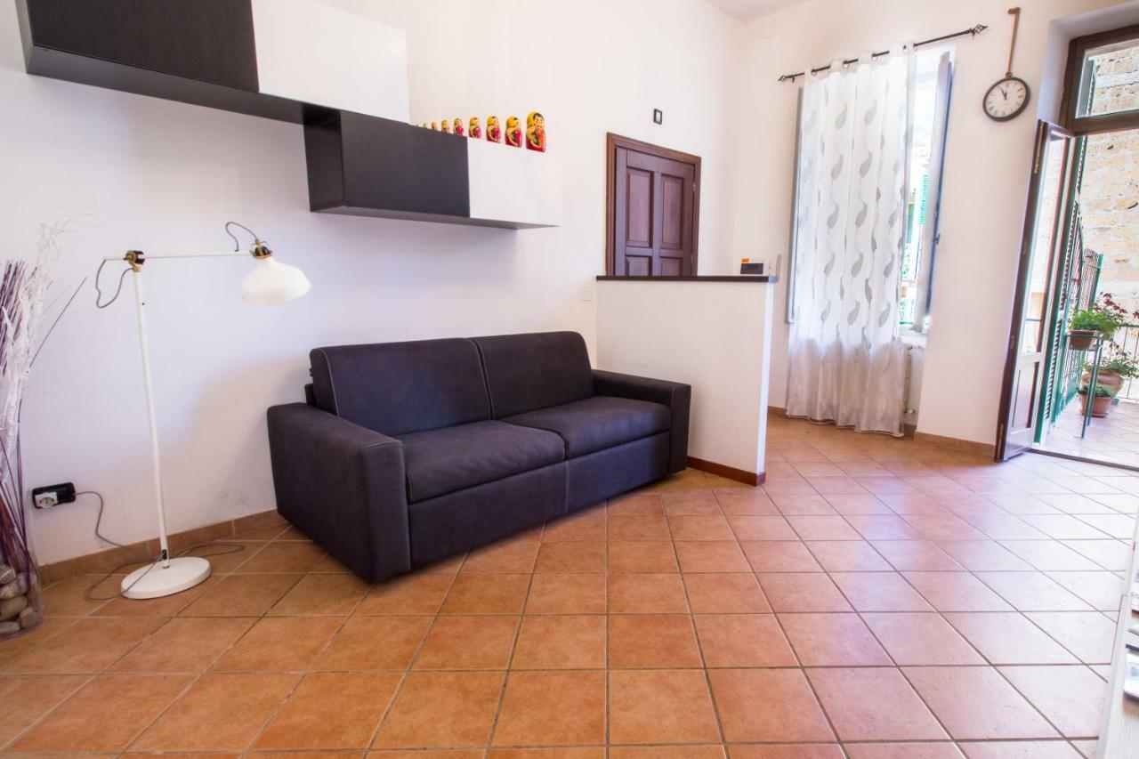 Delizioso Appartamento Da Paola Orvieto Bagian luar foto