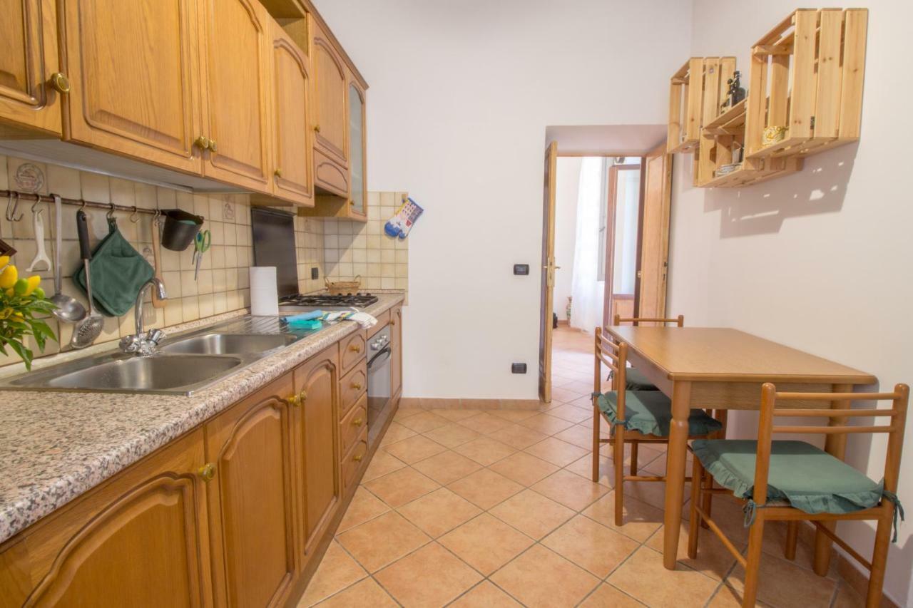 Delizioso Appartamento Da Paola Orvieto Bagian luar foto